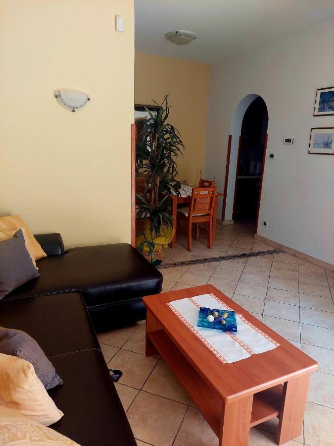 Mošćenička Draga Apartments Mogorovic מראה חיצוני תמונה
