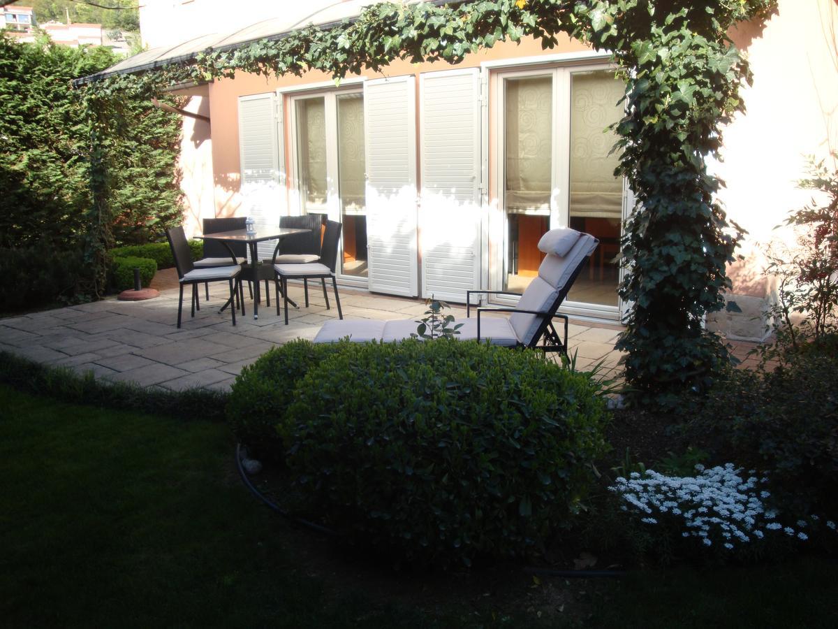 Mošćenička Draga Apartments Mogorovic מראה חיצוני תמונה